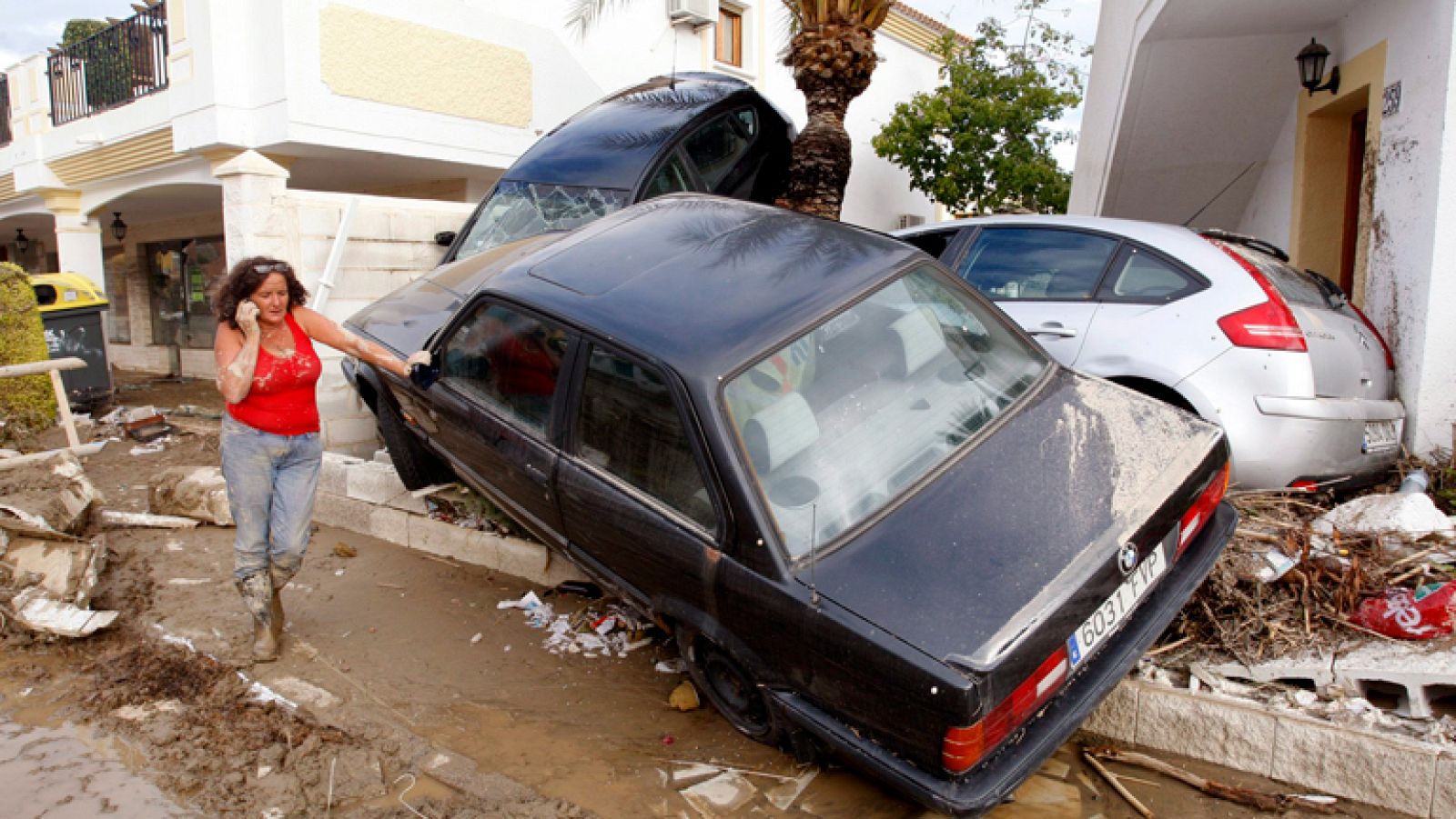 Continúa la búsqueda de los dos desaparecidos por el temporal de lluvia - Informativo 24h | Ver