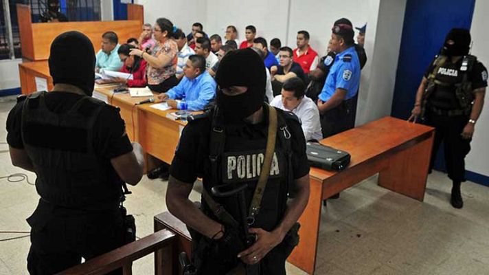 Telediario 1 - Televisa, víctima de delito