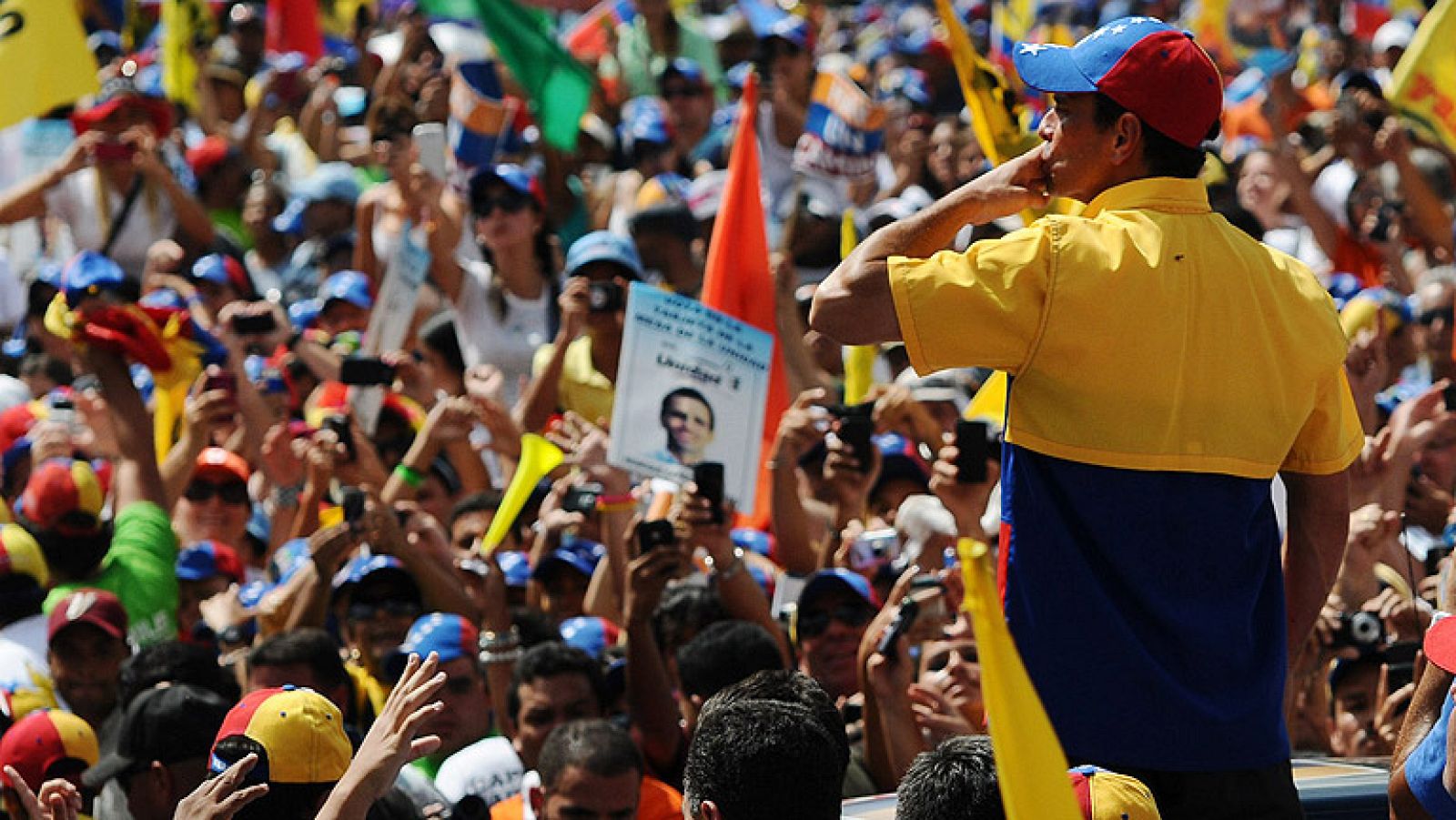 Caracas sale a la calle en apoyo a Capriles