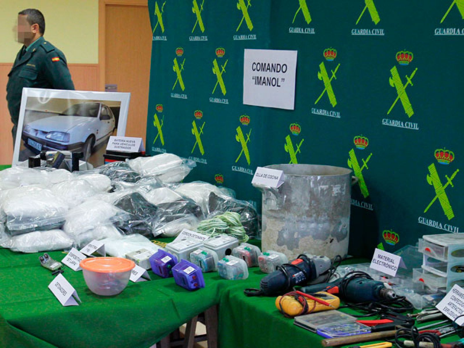 Rubalcaba dice que la Guardia Civil ha evitado la reconstitución del complejo Gipuzkoa | Ver