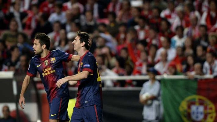 Telediario 1 - El Barça derrota al Benfica pero pierde a Puyol para el clásico