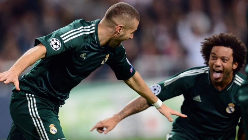 Golazo de chilena de Benzema en Amsterdam (0-2)