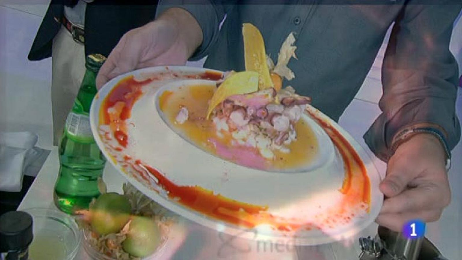 Más Gente - Ceviche de Ecuador y Perú