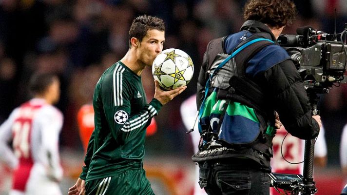 Telediario 1 - El Madrid se pone a tono con otro 'hat trick' de Cristiano