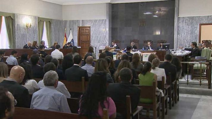 Telediario 1 - Se reanuda el juicio Karate