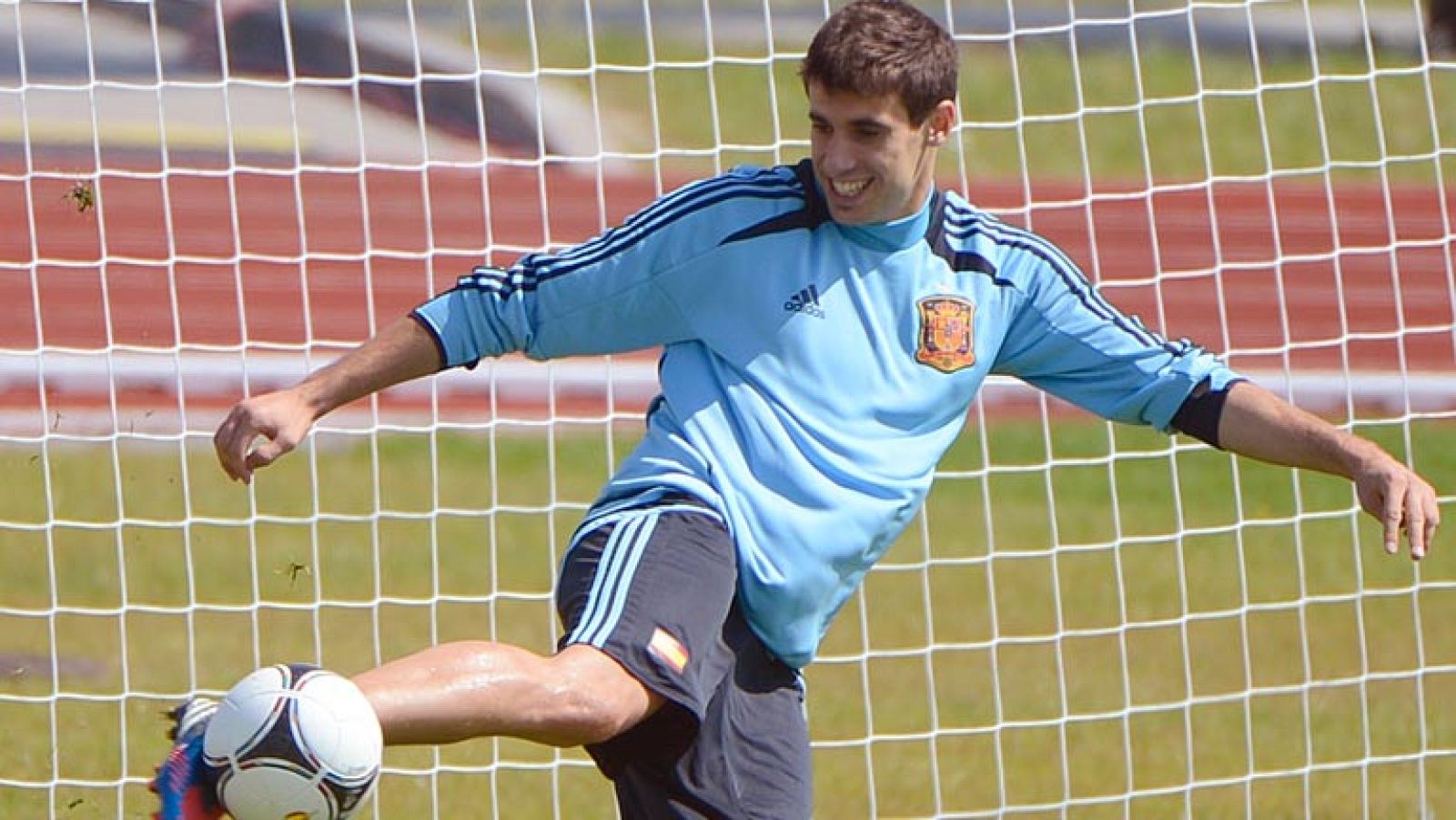 Del Bosque llama a Javi Martínez por Piqué