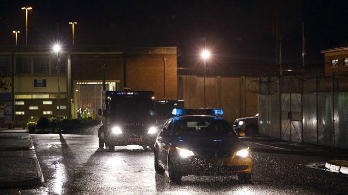 Informativo 24h - Reino Unido extradita al clérigo radical Abu Hamza a EE.UU.