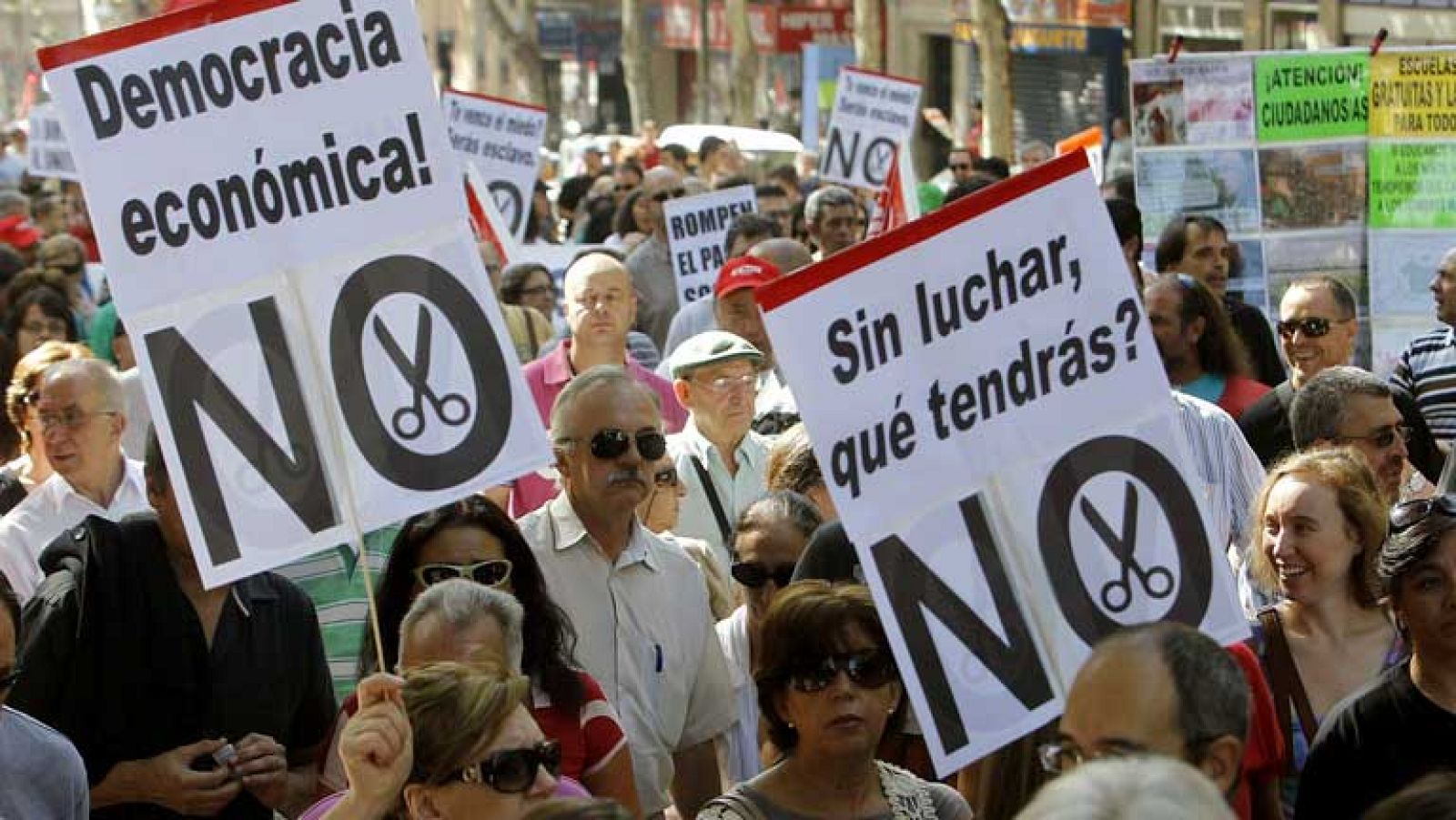 Telediario 1 fin de semana  en cuatro minutos - 07/10/12 | Ver