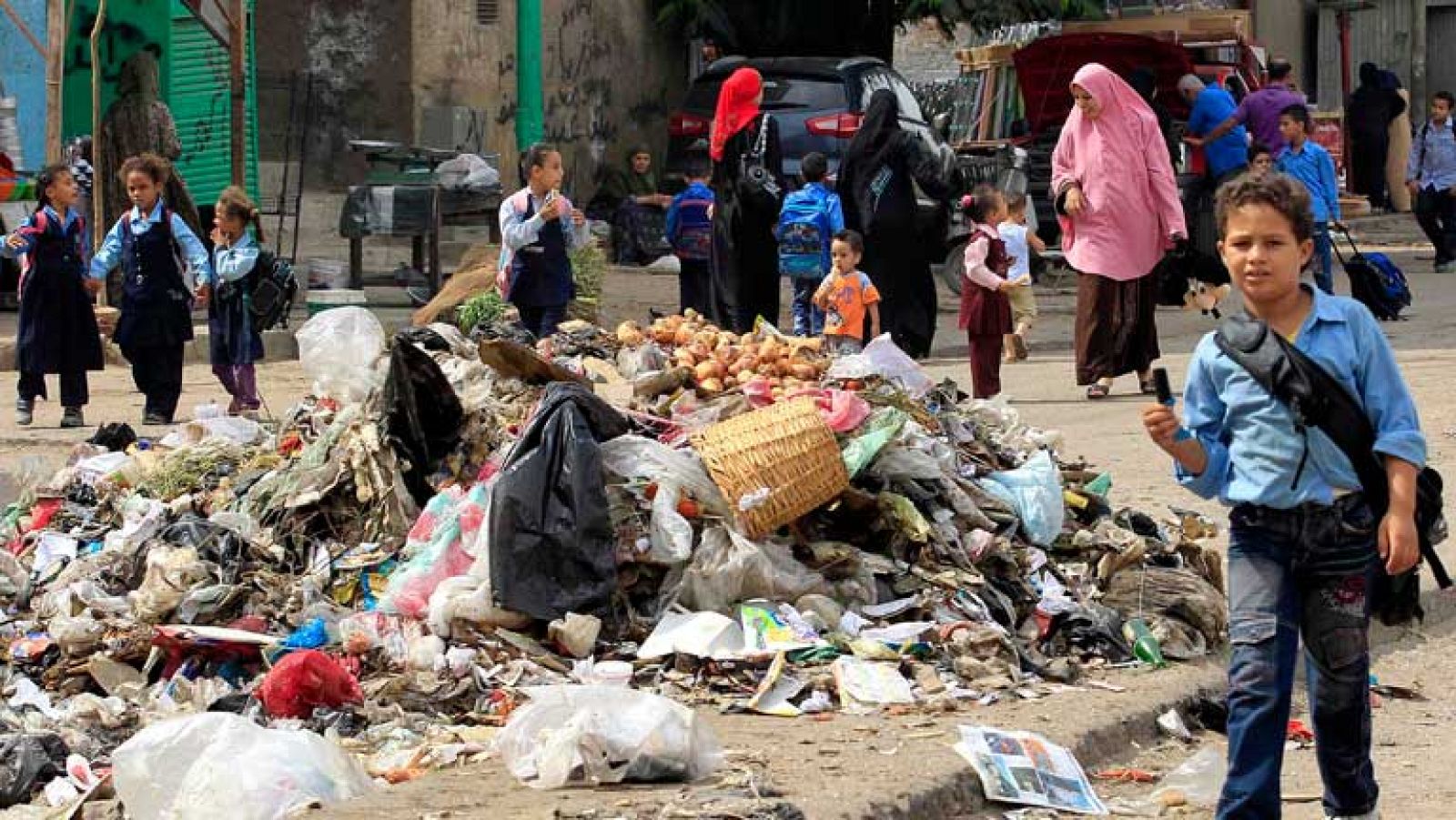 Mohamed Morsi cumple 100 días de mandato en Egipto