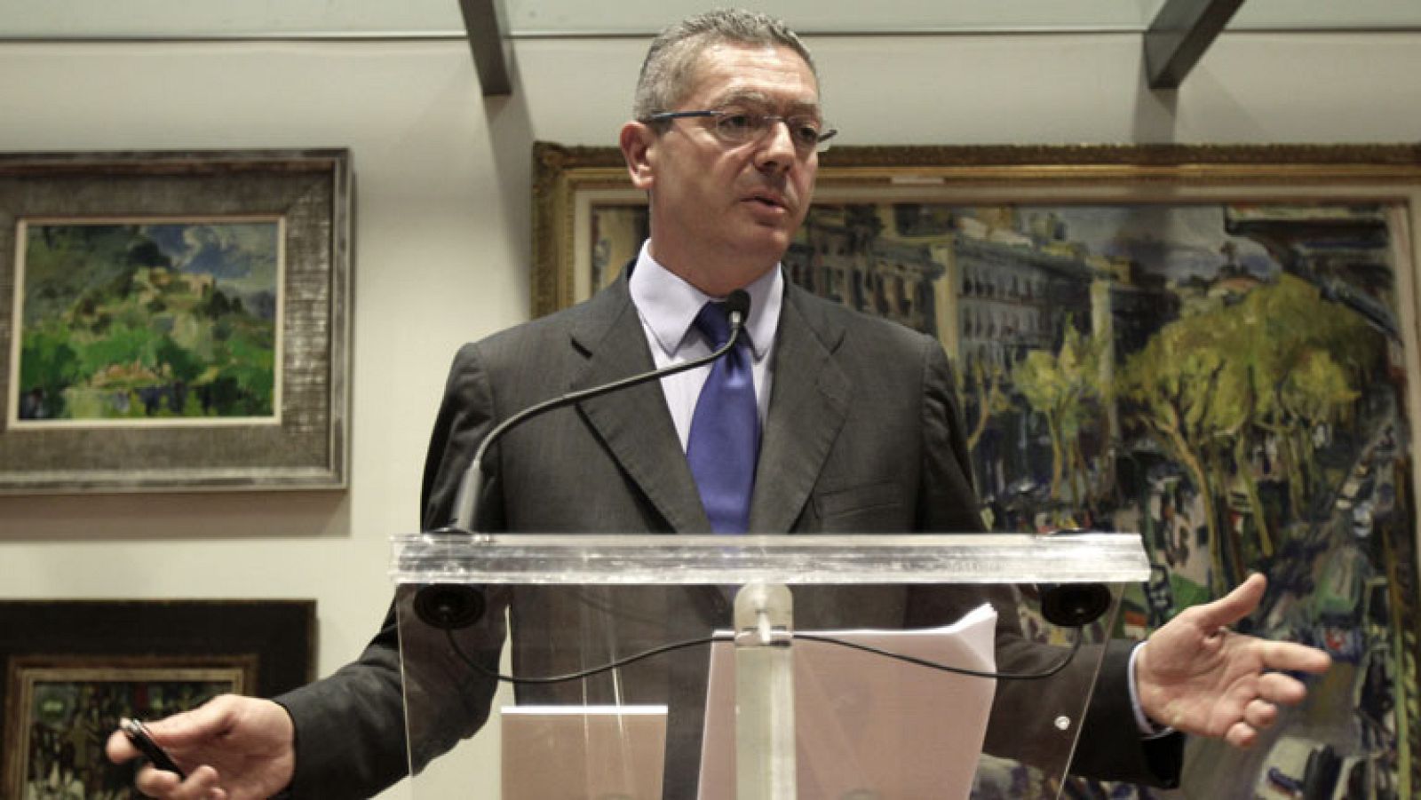 Gallardón advierte de que el independentismo "acabaría" con España y la "sacaría" del euro - Informativo 24h | Ver