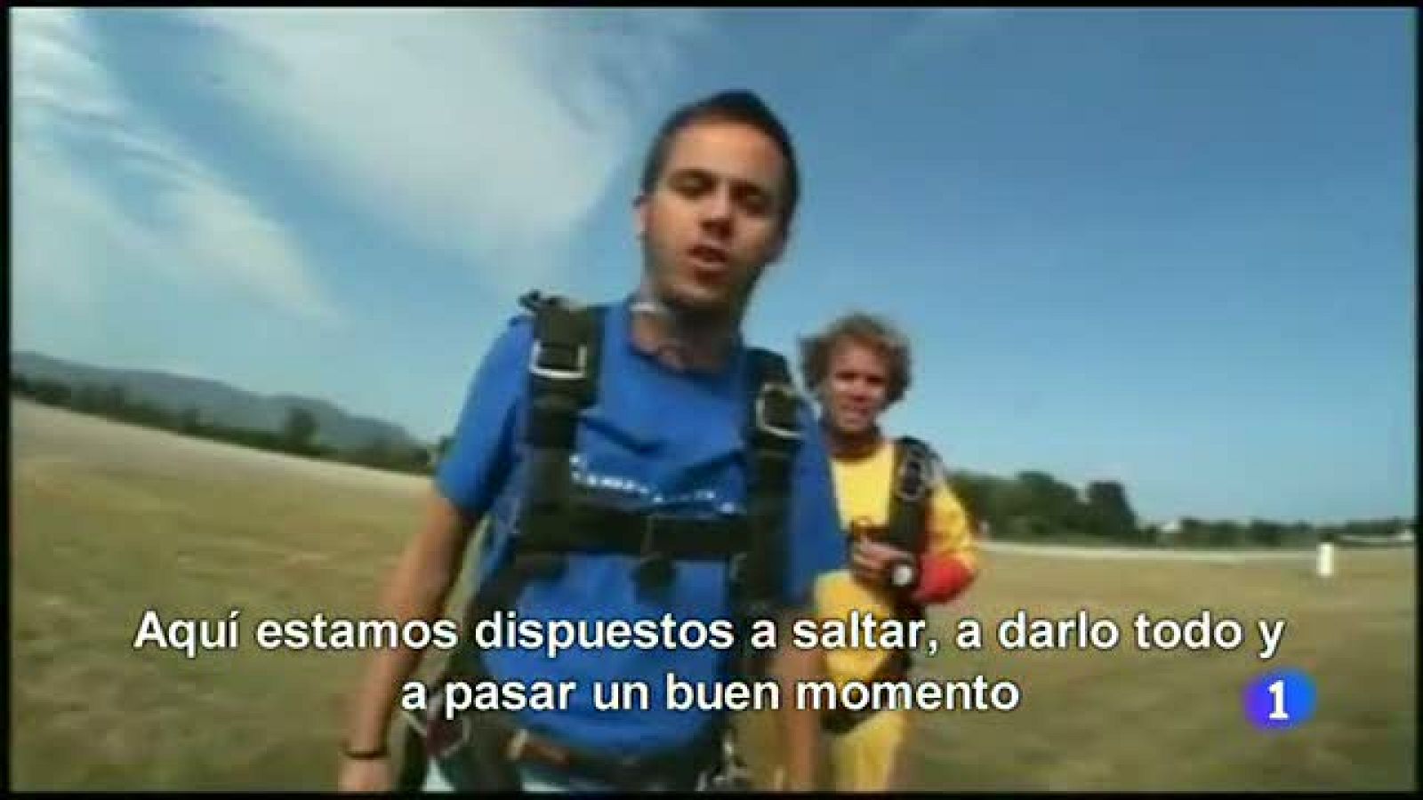 Más Gente - Tomás emula a Felix Baumgartner