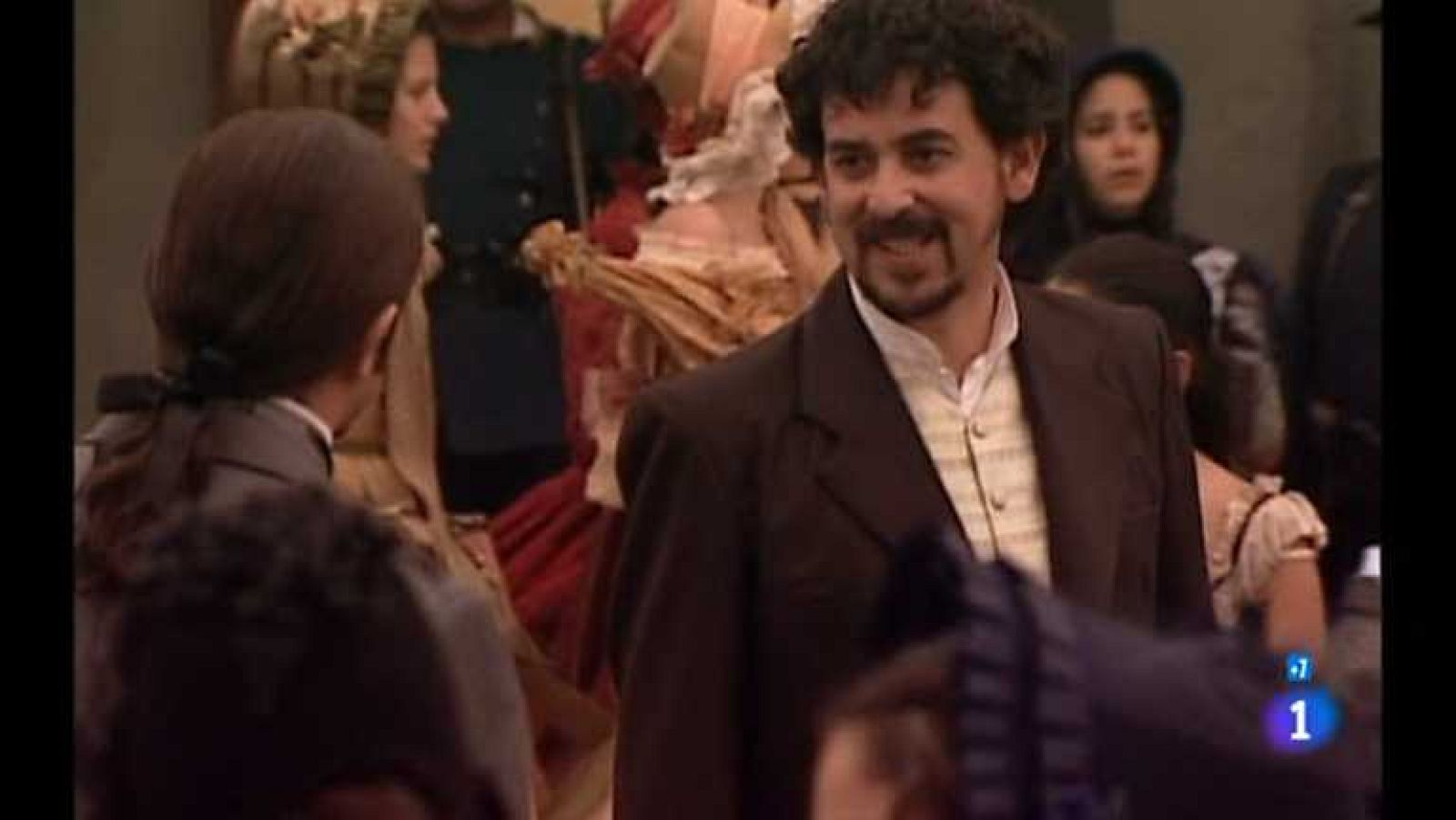 Amor real - Capítulo 55 - Yves dispara y Ramón cae malherido delante de Marianne - ver ahora