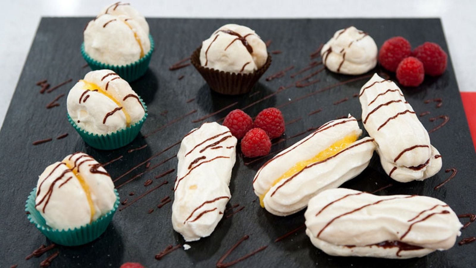 Saber cocinar - Postre - Pastelillos de merengue rellenos de crema de chocolate