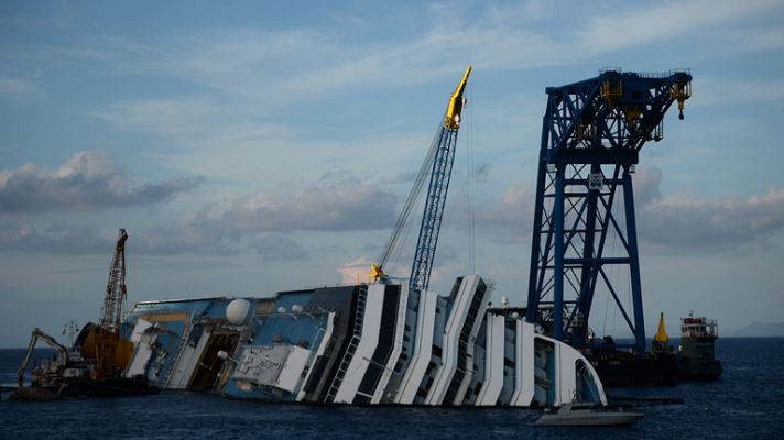 Telediario 1 - El capitán del Costa Concordia comparece este lunes en la vista preliminar del juicio