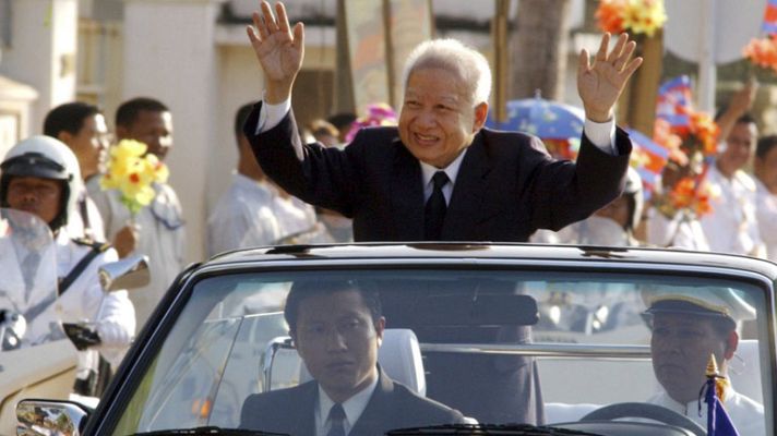 Telediario 1 - Muere el exrey de Camboya Norodom Sihanouk, que vivió los años más convulsos del país