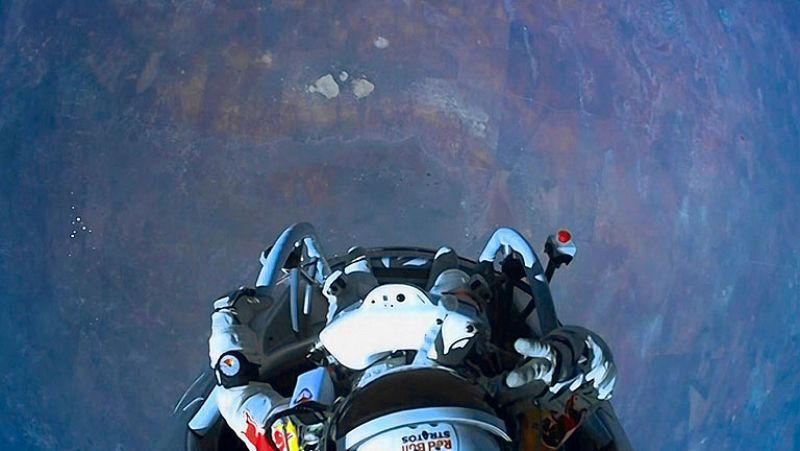 Así fue el salto estratosférico de Felix Baumgartner | Ver