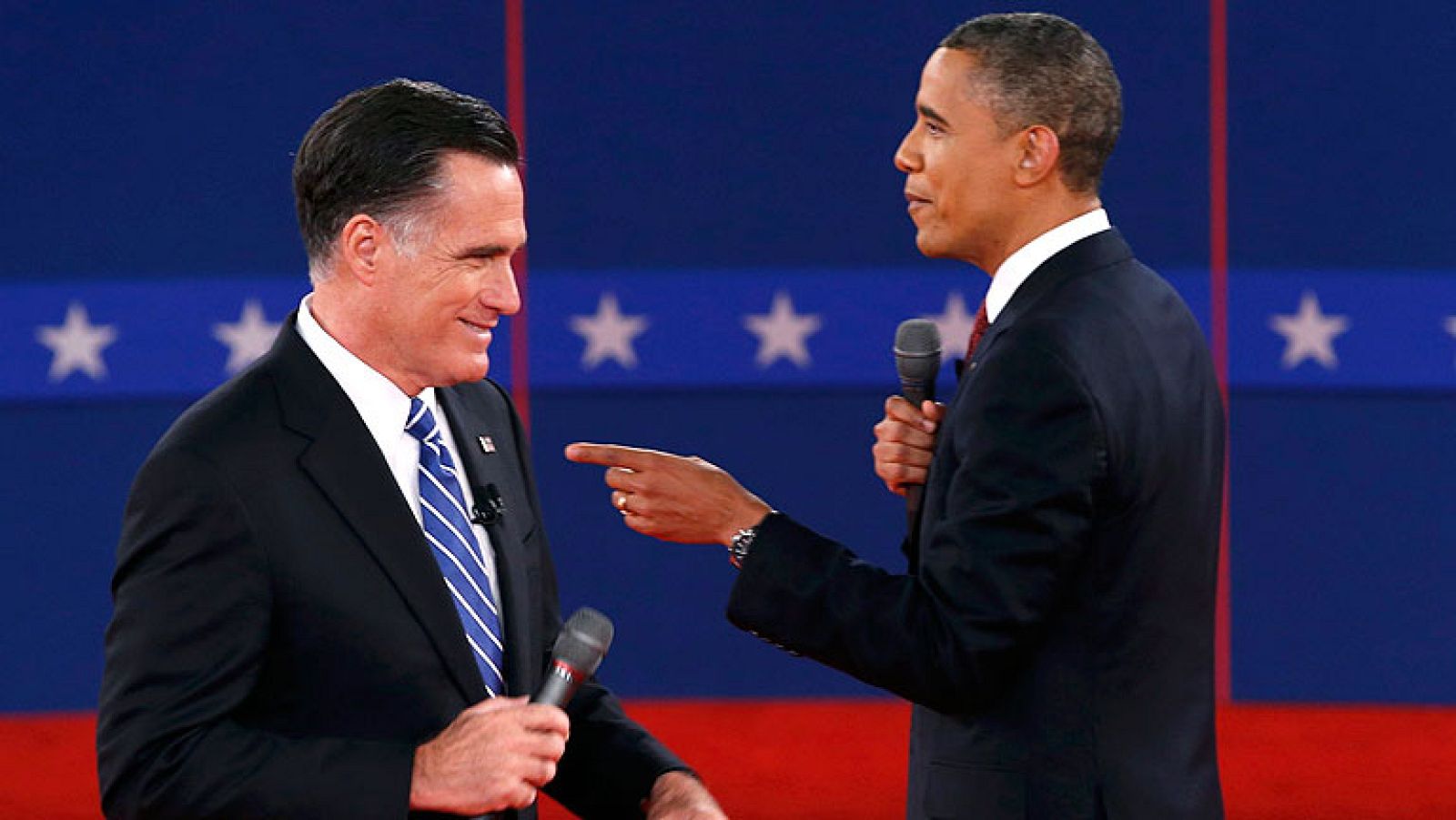 Obama renace en el segundo debate y Romney le recuerda sus promesas incumplidas