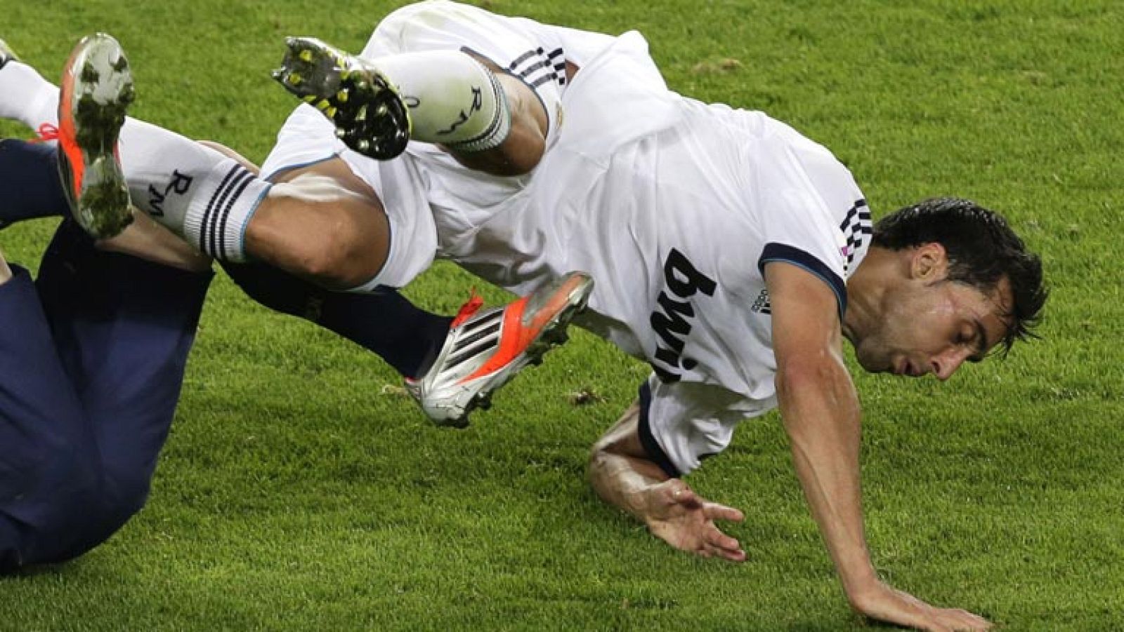 El 'virus FIFA' da de lleno en el Real Madrid