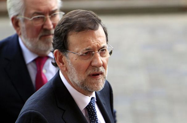 Telediario 1 - Rajoy llega a la cumbre