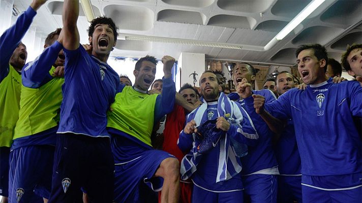 Telediario 1 - Alavés y Alcoyano premiados con Barça y Real Madrid
