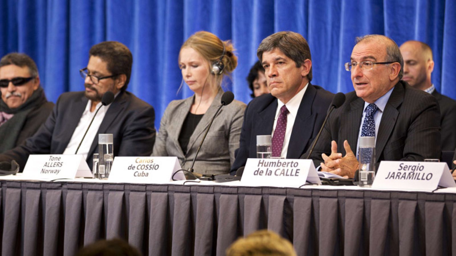 El Gobierno colombiano y la FARC se volverán a reunir el 5 de noviembre en La Habana para continuar con el proceso de negociación y el 15 comenzarán a dialogar.