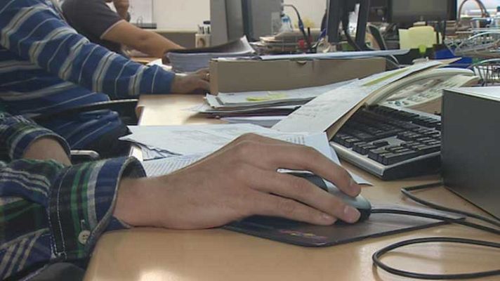 Telediario 1 - Ciberacosadores