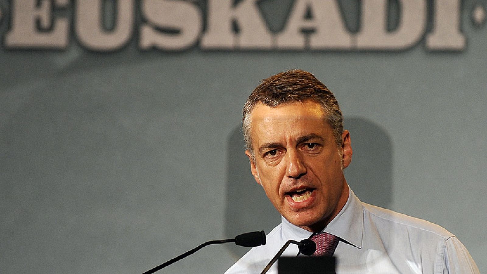 Urkullu: "Dejamos la puerta abierta a pactos con todas las formaciones"