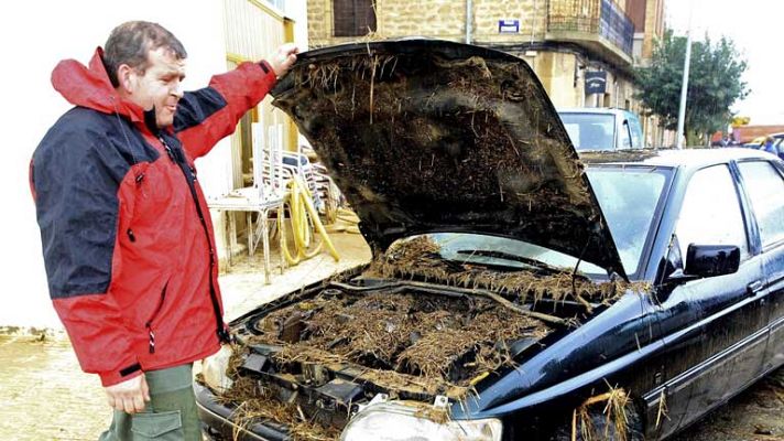 Telediario 1 - Telediario 2 en 4' - 19/10/12