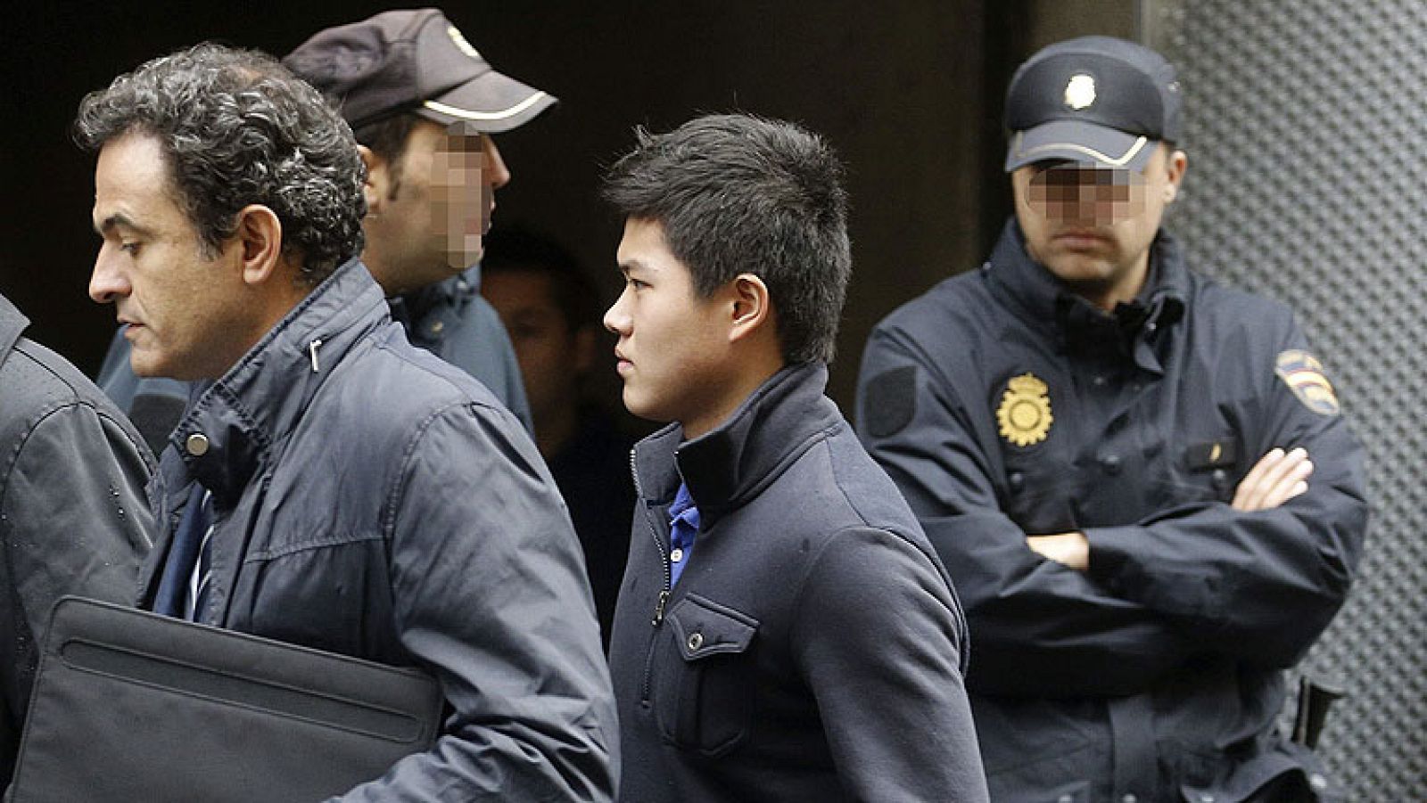 El líder de la trama china 'Emperador' y otros nueve imputados declaran en la Audiencia - Informativo 24h | Ver