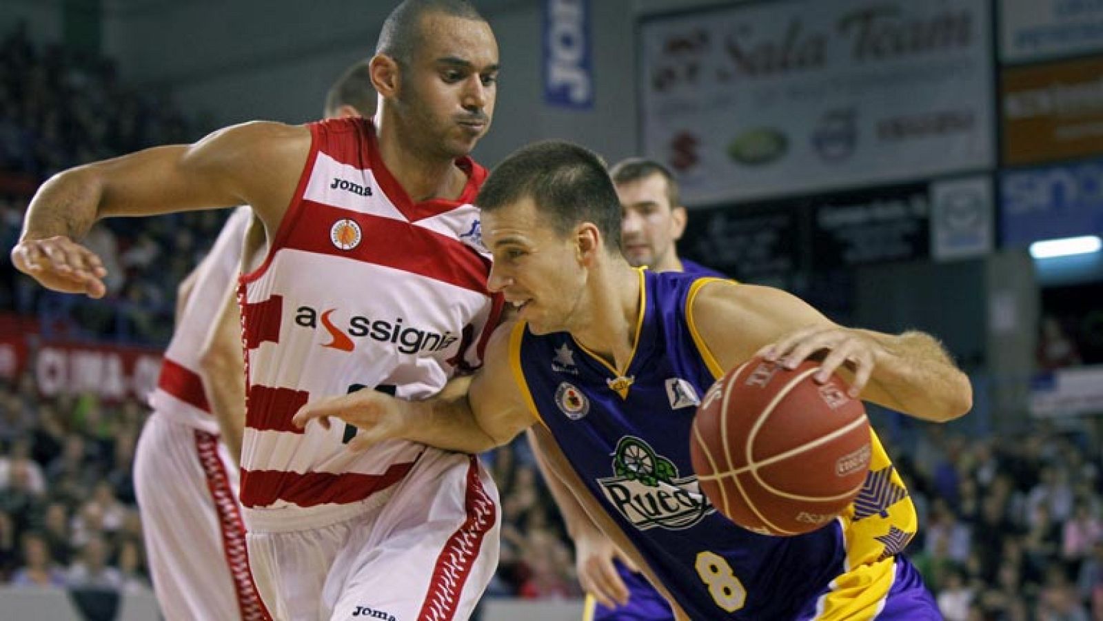 Assignia Manresa 81-83 Blancos de Rueda Valladolid