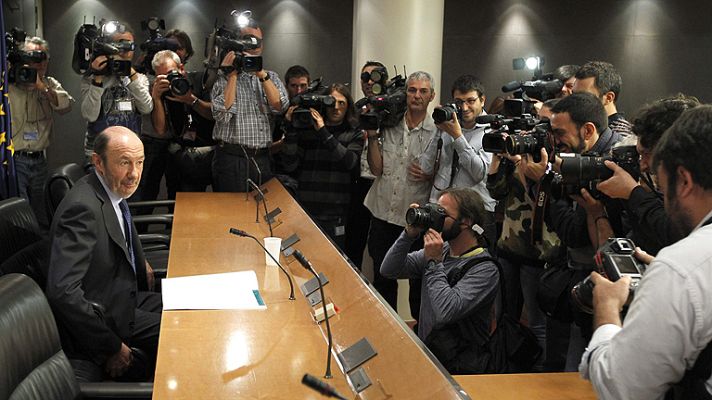 Informativo 24h - Rubalcaba descarta dimitir y asegura que seguirá con su labor "hasta el final"