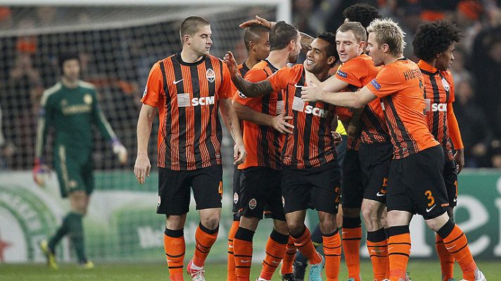 Telediario 1 - El Shakhtar le complica la vida al campeón