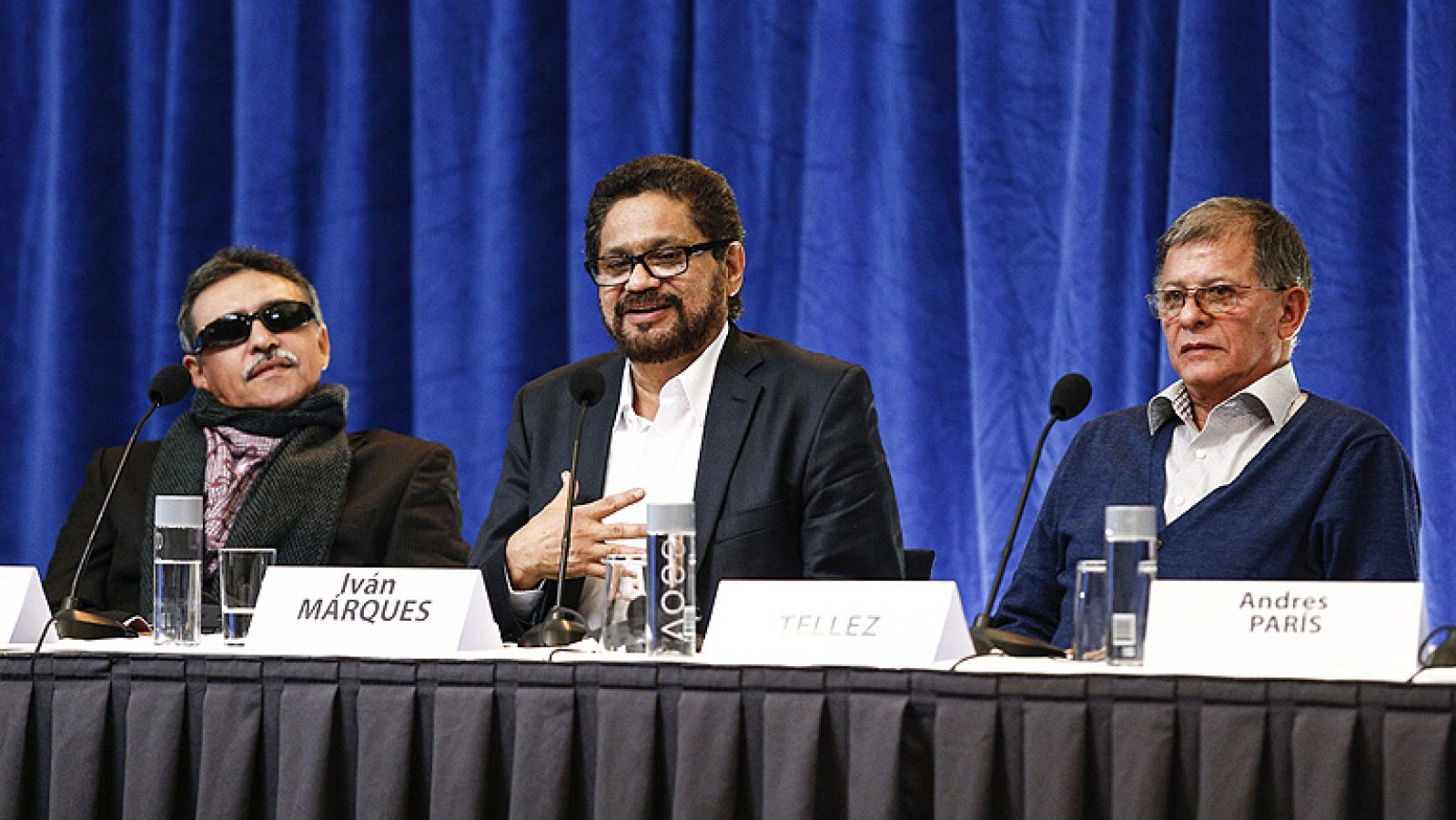 Las FARC piden el "levantamiento pleno" de las órdenes de captura