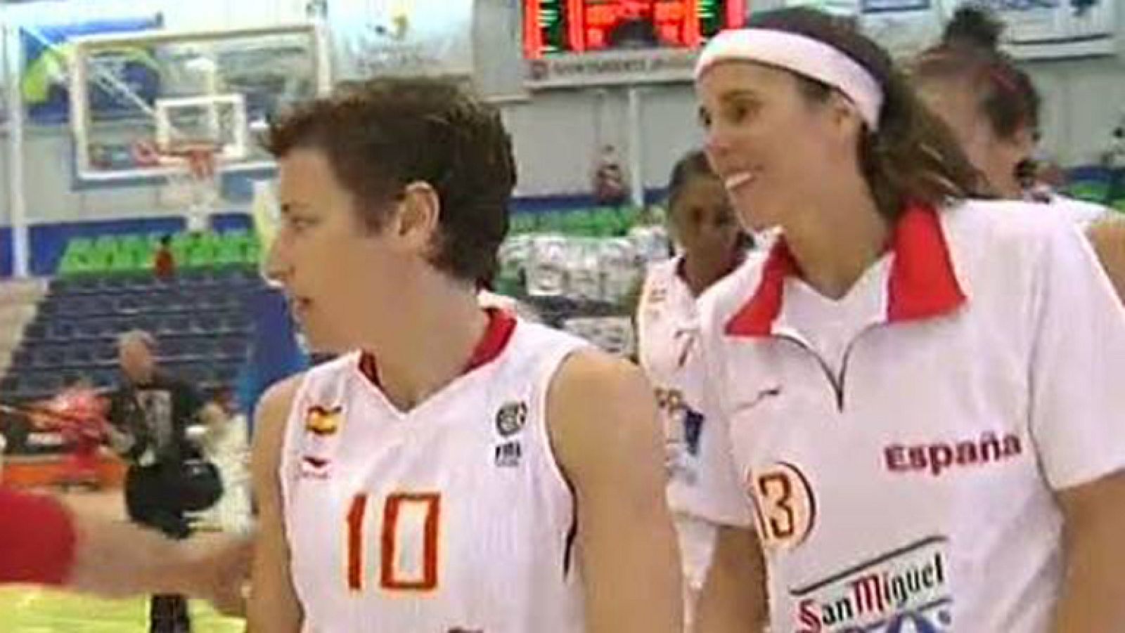 Amaya Valdemoro y Elisa Aguilar se reencuentran en Moscú