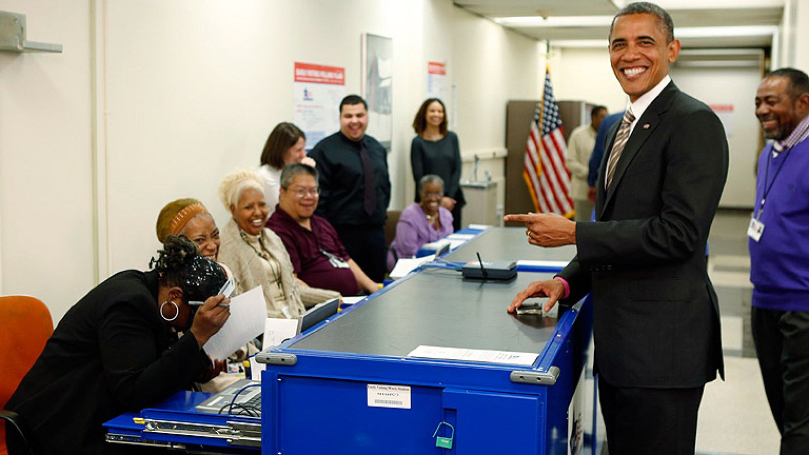 Obama vota por adelantado en Chicago