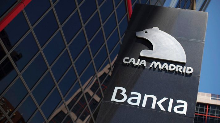 Telediario 1 - Bankia exige a 72 directivos que devuelvan bonus por valor de seis millones de euros