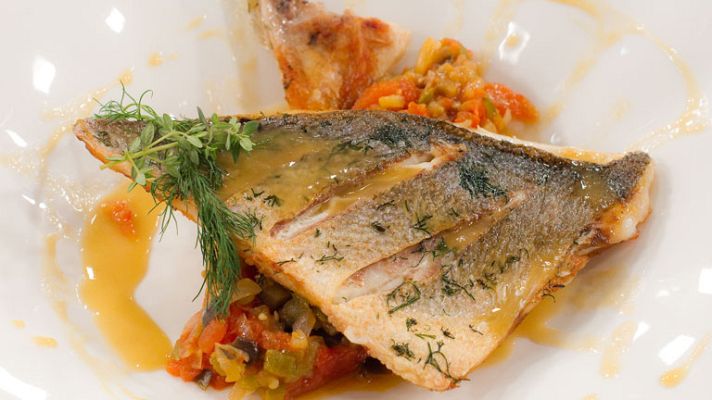 RTVE Cocina - Dorada a la plancha en sanfaina