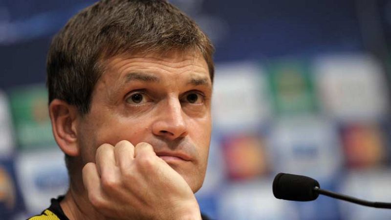 El entrenador del FC Barcelona, Tito Vilanova, ha confesado que el cuerpo técnico sospechaba que no retirarían "la sanción a Mascherano", que fue expulsado contra el Deportivo tras una polémica segunda tarjeta amarilla, por lo que se perderá el parti