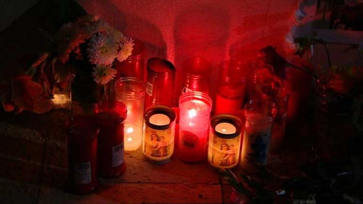 Telediario 1 - Debate relaciones adulto y menor