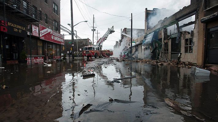 La tarde en 24h - Obama declara "zona catastrófica" Nueva York y Nueva Jersey