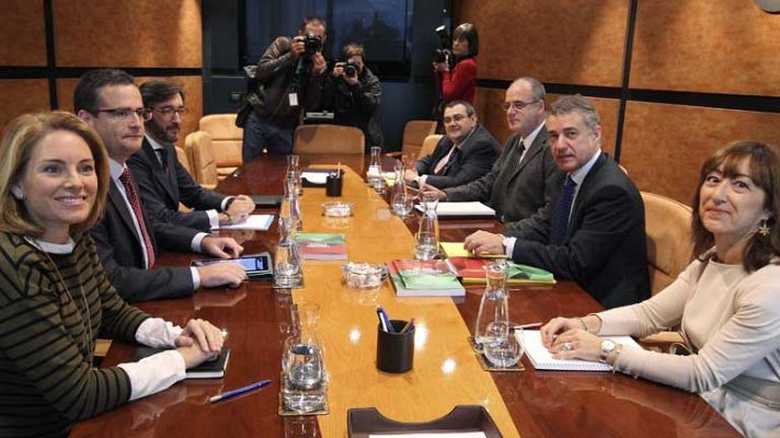 Telediario 1 - Urkullu cierra con PP y UPyD su ronda de contactos