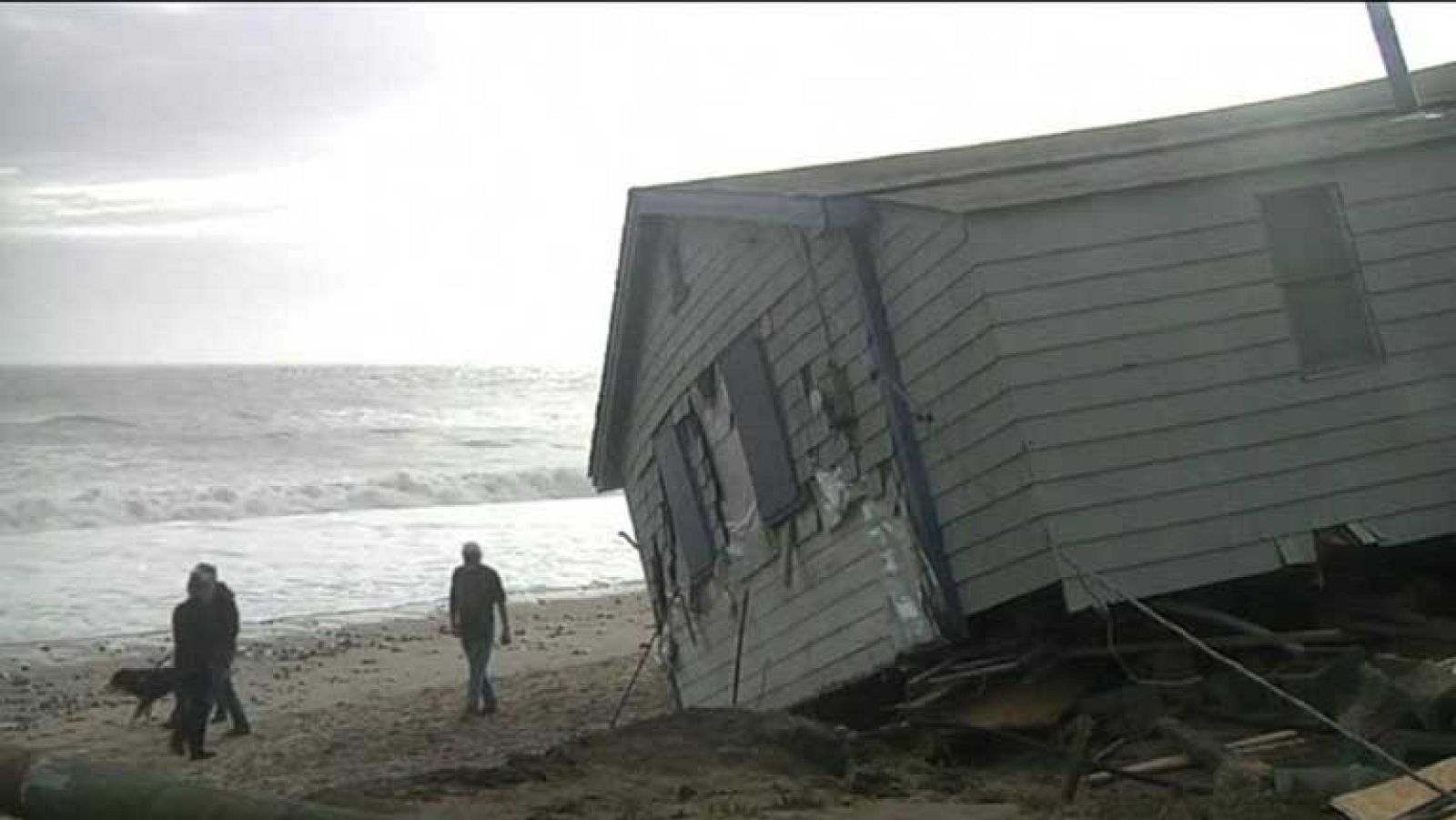 Sandy se dirige ya hacia Canadá, aunque con mucha menos fuerza