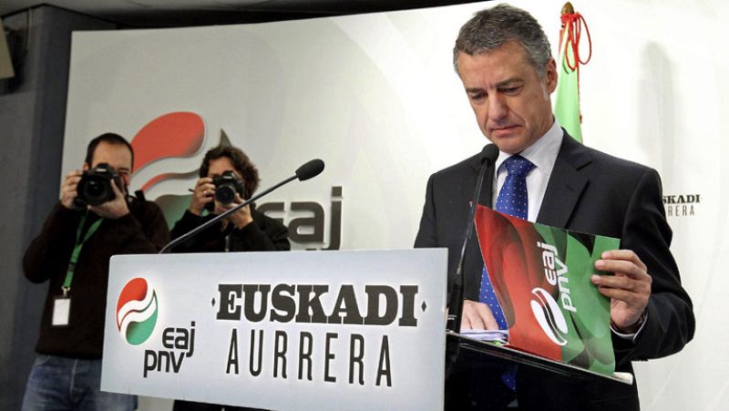 Urkullu no descarta ninguna forma de gobierno