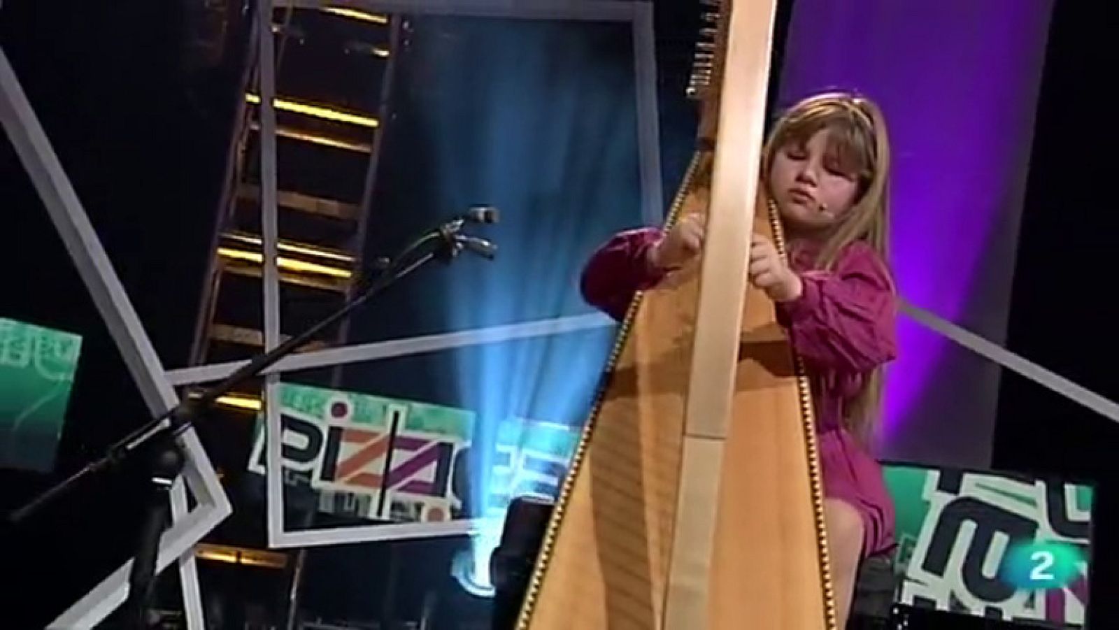 Toca que te toca: jimena eisele (arpa) - Pizzicato en Clan | Ver