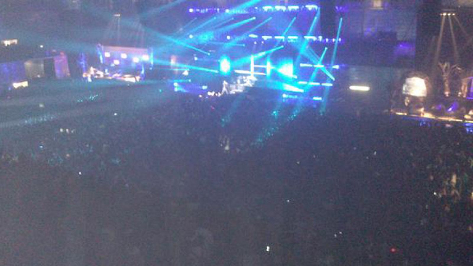 Una avalancha por una bengala, posible causa de la muerte de tres jóvenes en una fiesta en Madrid