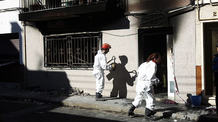 Informativo 24h - Mueren tres mujeres en el incendio de una vivienda en Sabadell