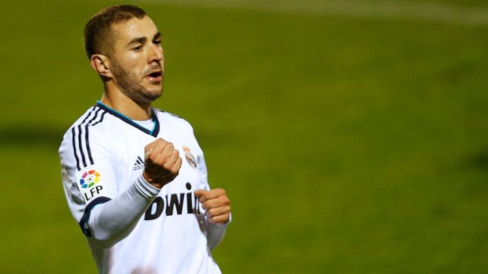 Telediario 1 - Benzemá y Kaká tiran de los canteranos del Madrid