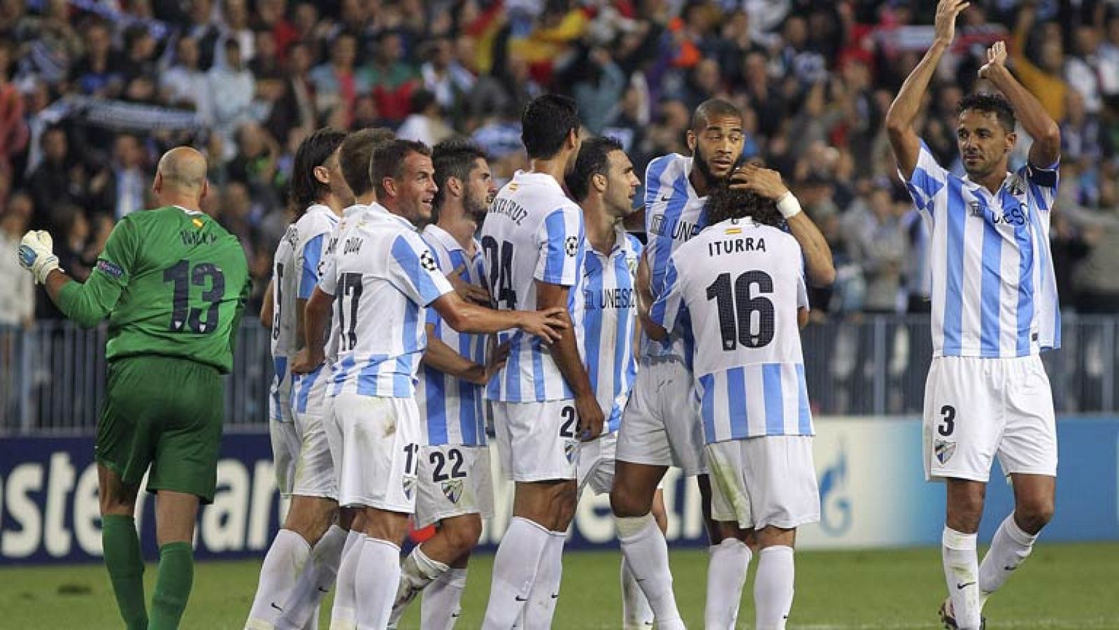 El Málaga, intratable, a pesar de los atrasos a los jugadores | Ver