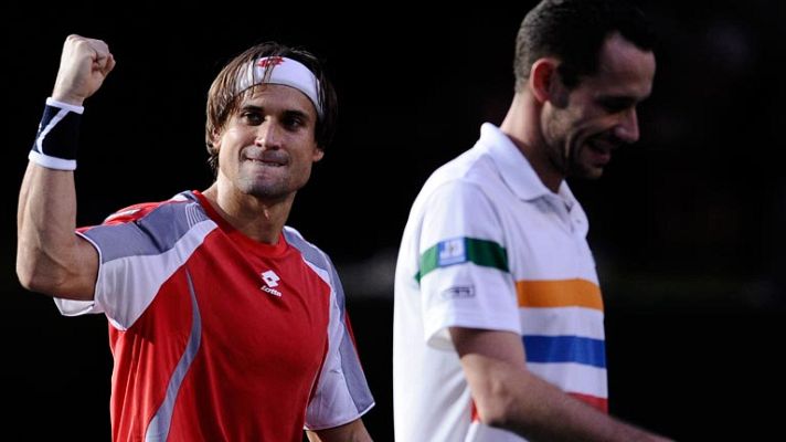 Tenis - Ferrer supera a Llodra para jugar la final de París-Bercy