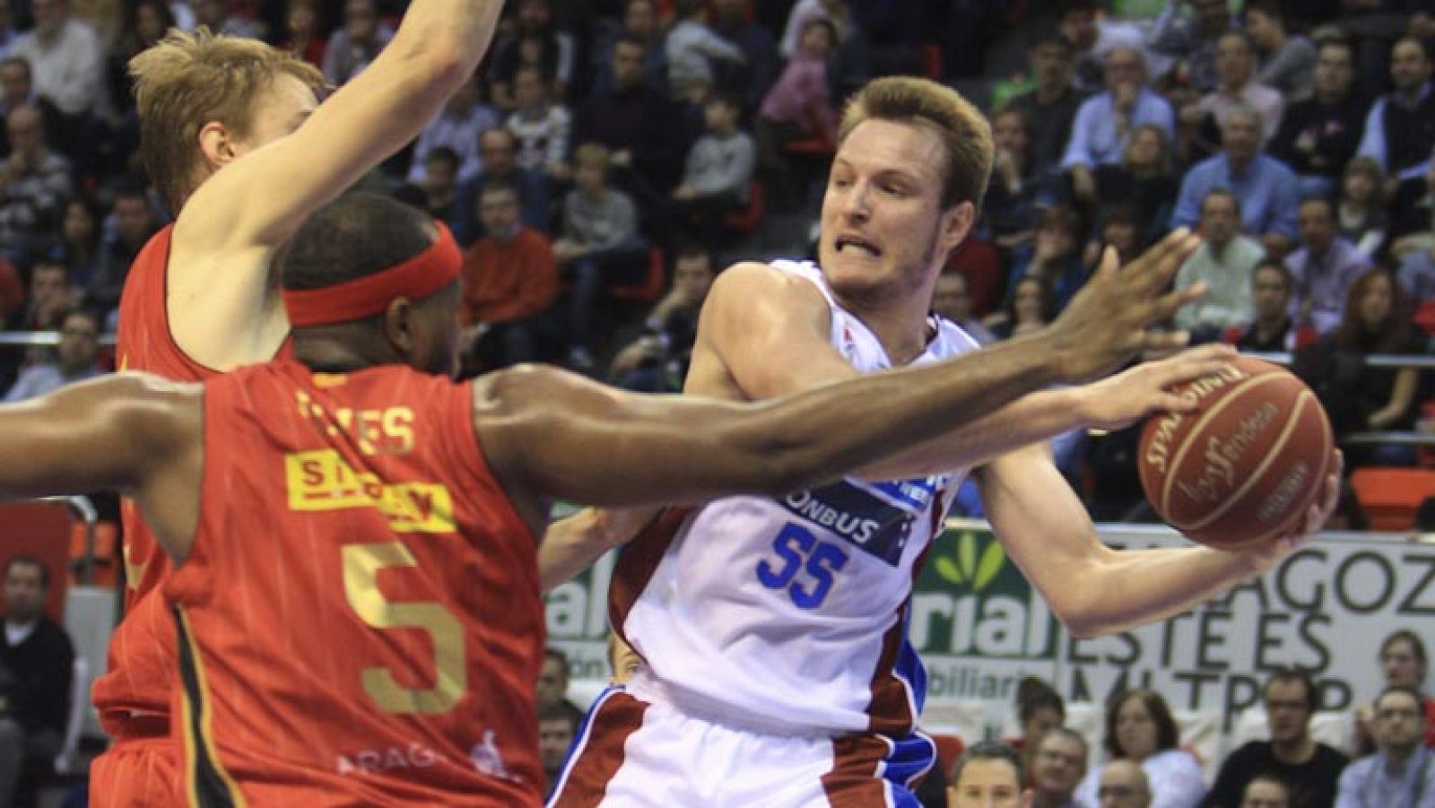 CAI Zaragoza 76-58 Blu:sens Monbús